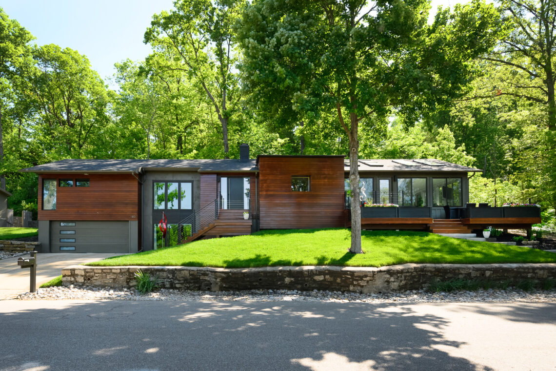 620618_183 Lakeshore Dr – 13
